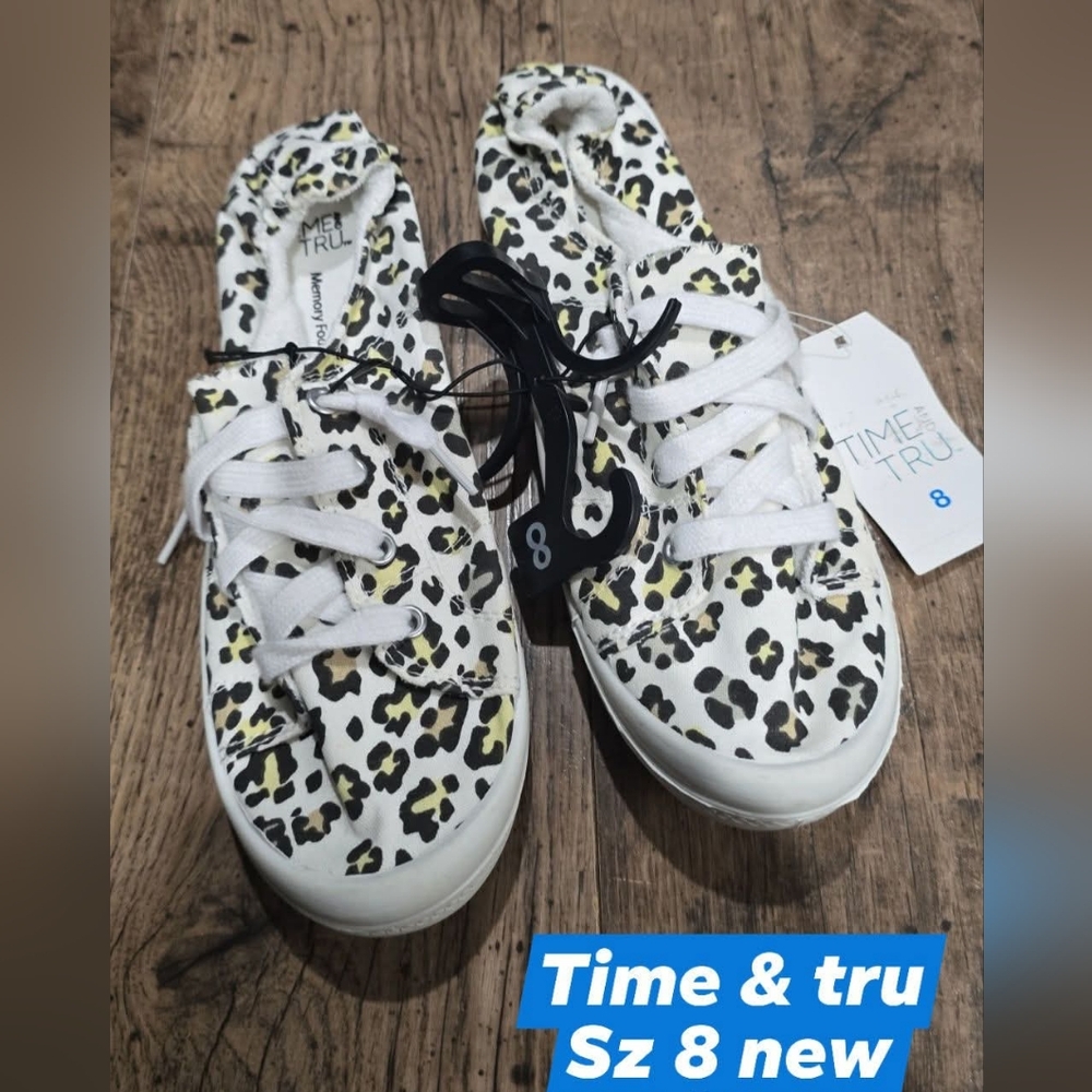 New 🔥 Time & tru womens shoes sz 8
